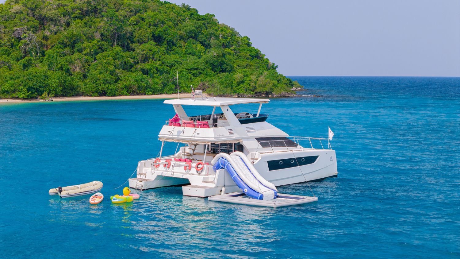 GEDO luxury yacht